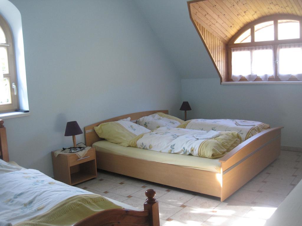 Julianna Panzio Hotel Felsőszölnök Zewnętrze zdjęcie